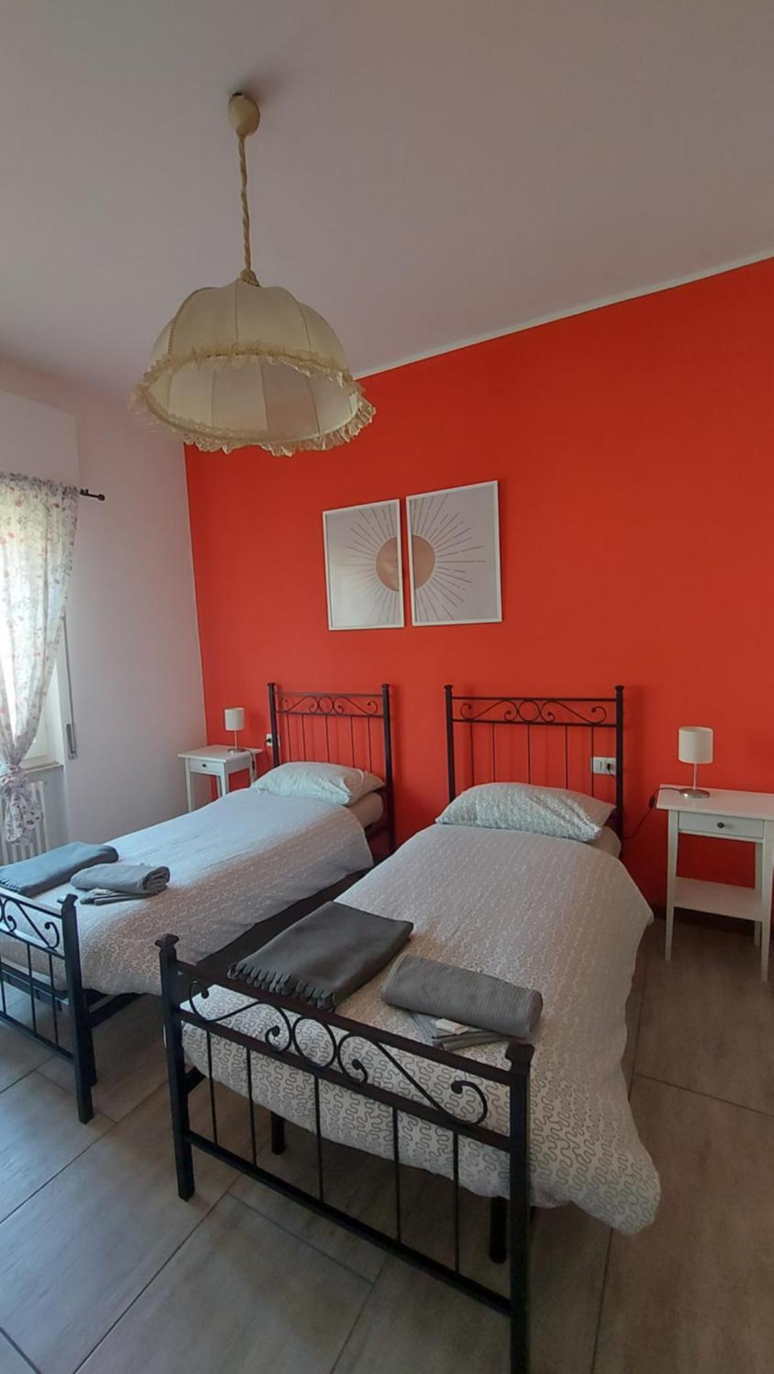 Locanda La Tana Del Luppolo Valmadrera Ngoại thất bức ảnh