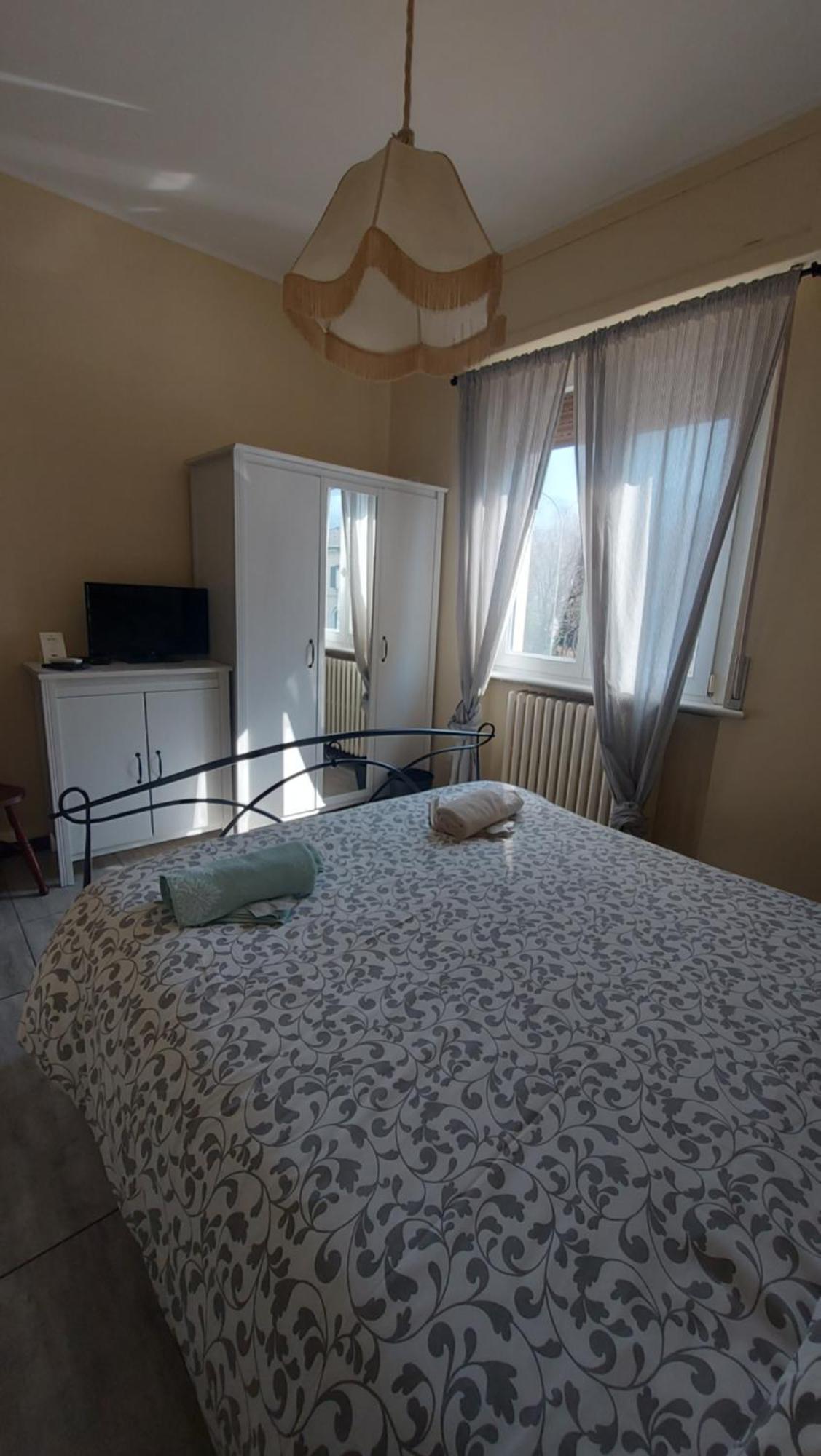 Locanda La Tana Del Luppolo Valmadrera Ngoại thất bức ảnh