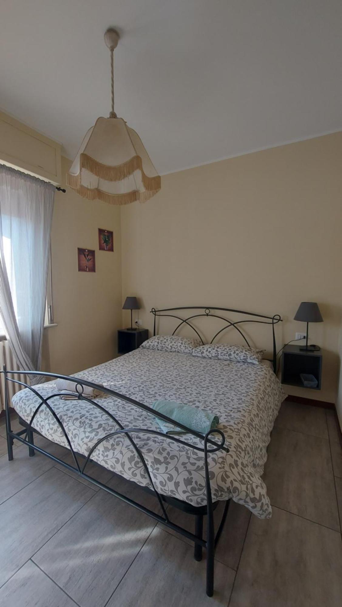 Locanda La Tana Del Luppolo Valmadrera Ngoại thất bức ảnh